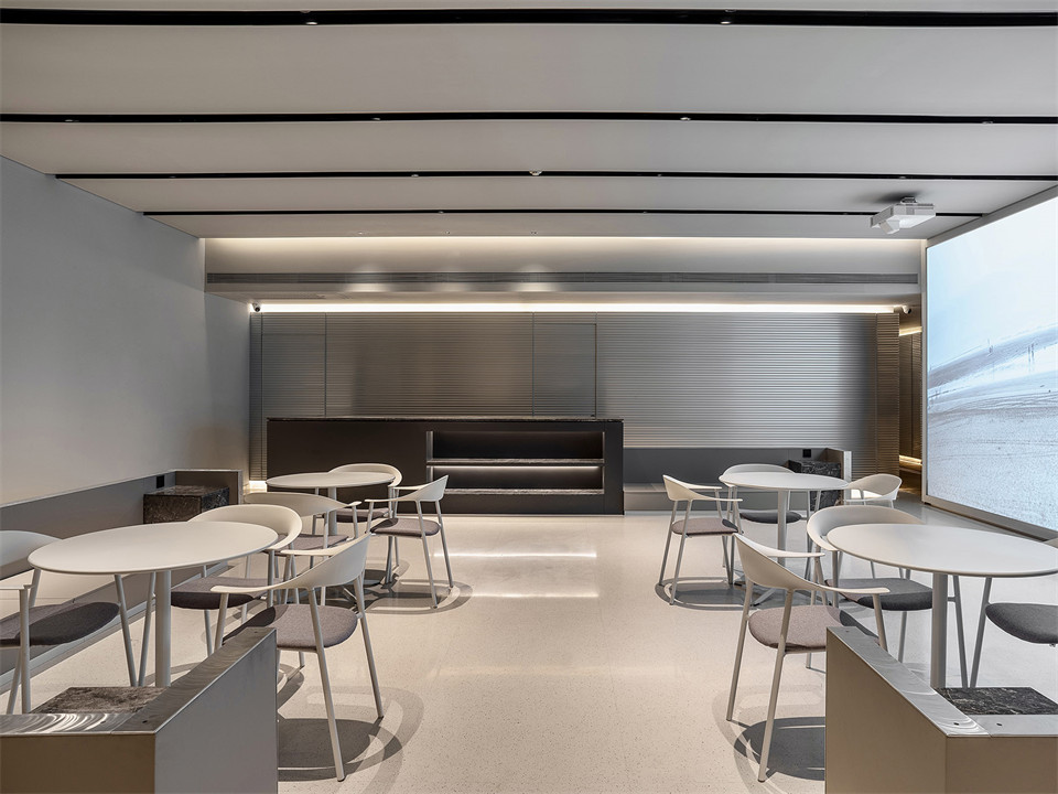 未来感十足的工业风酒店装修设计——YIN Hotel(图4)