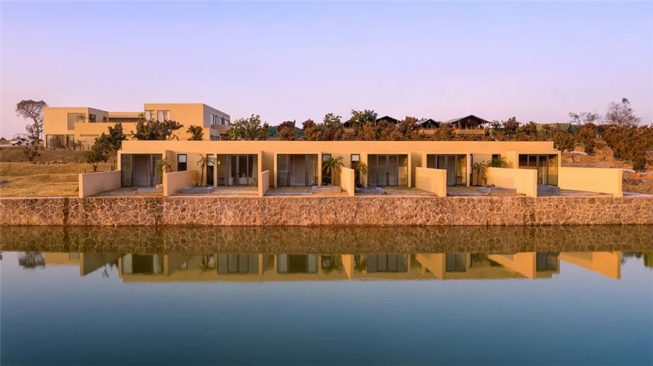 与国外大牌度假酒店媲美的漫戈塔·非洲假日野奢酒店设计